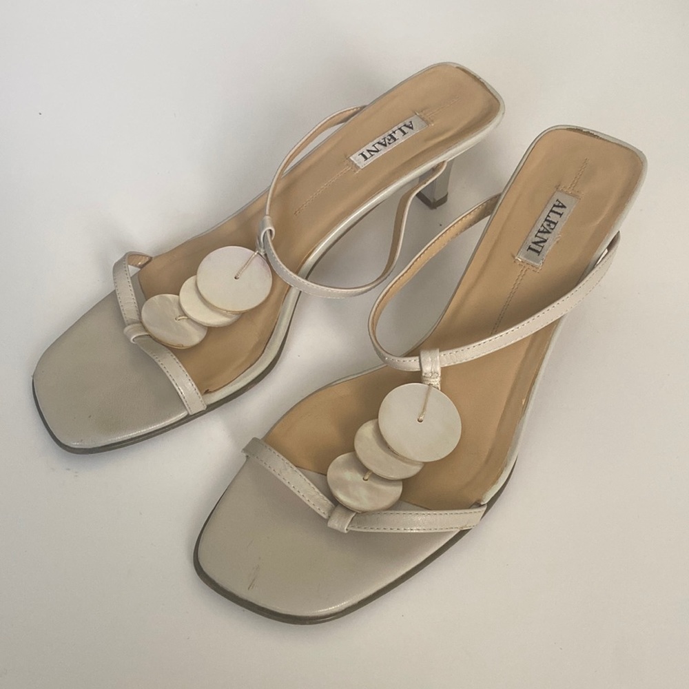 Alfani Women’s 9 Cream Heels